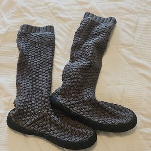 LL Bean Gray Knit Slipper Socks